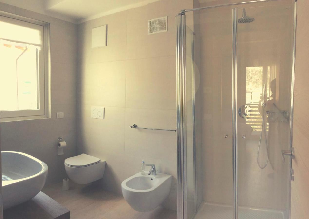 Amarillys Apartment And Rooms In Casaclima Torbole Sul Garda Exterior foto